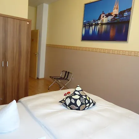 Stadthotel Регенсбург